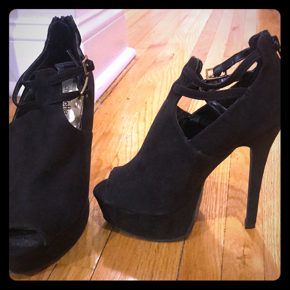 Peep Toe